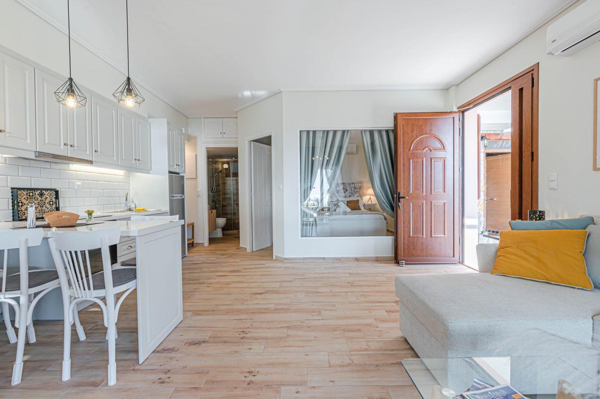 Paralio Astros Beachfront Suites Xiropigado Exterior foto